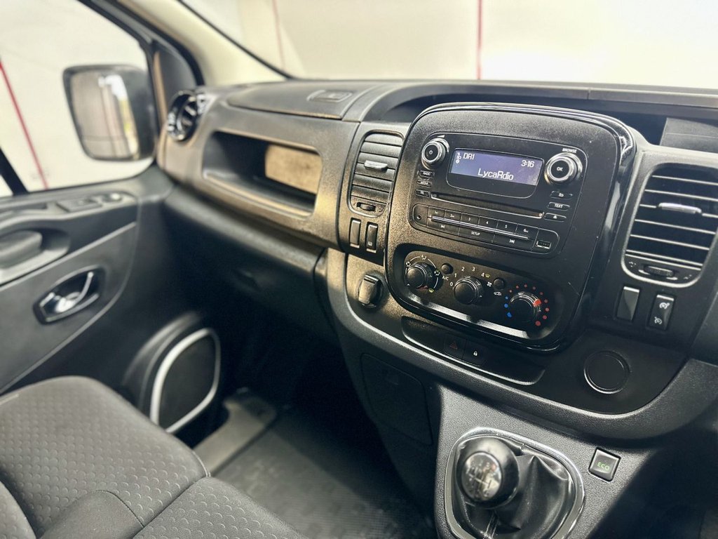 Used Vauxhall Vivaro 2019 for sale - 77654691: Photo 18