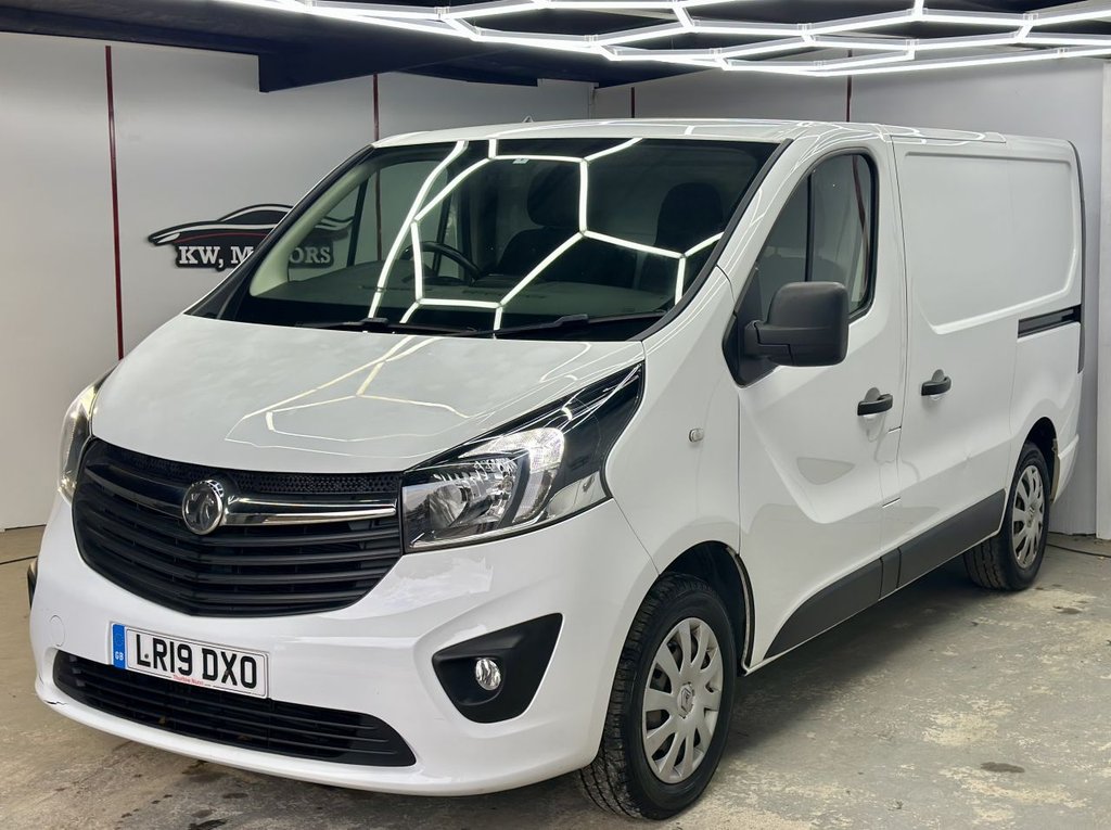 Used Vauxhall Vivaro 2019 for sale - 77654691: Photo 2
