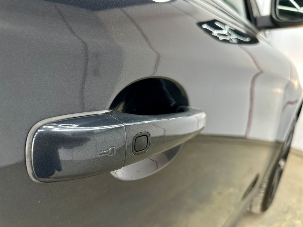 Used Volvo XC60 2017 for sale - 78097026: Photo 31