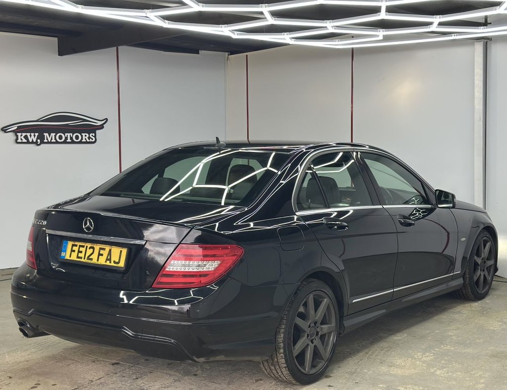 Used Mercedes-Benz C Class 2012 for sale - 76950593: Photo 11