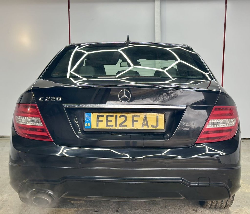 Used Mercedes-Benz C Class 2012 for sale - 76950593: Photo 14