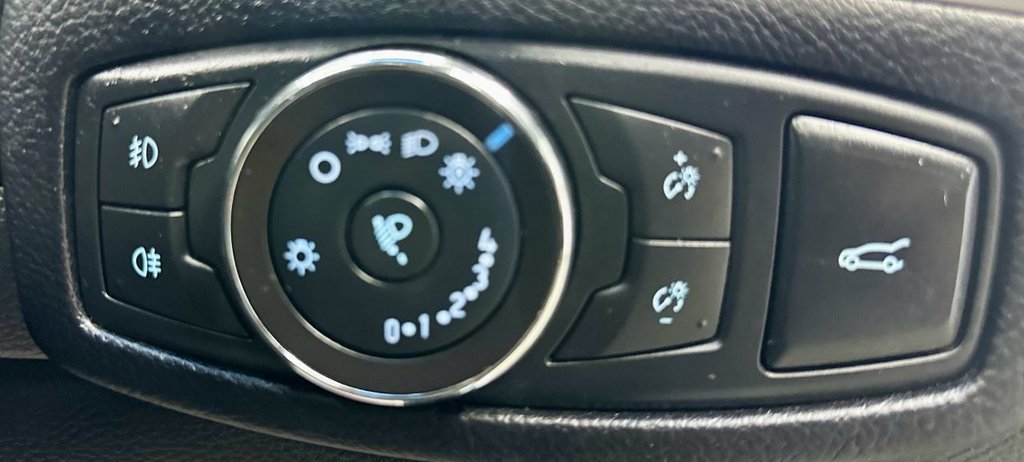 Used Ford Edge 2016 for sale - 76454340: Photo 26