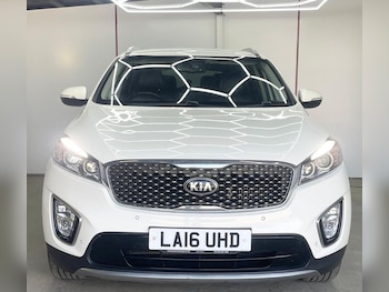 Used Kia Sorento 2016 for sale - 79032383: Photo