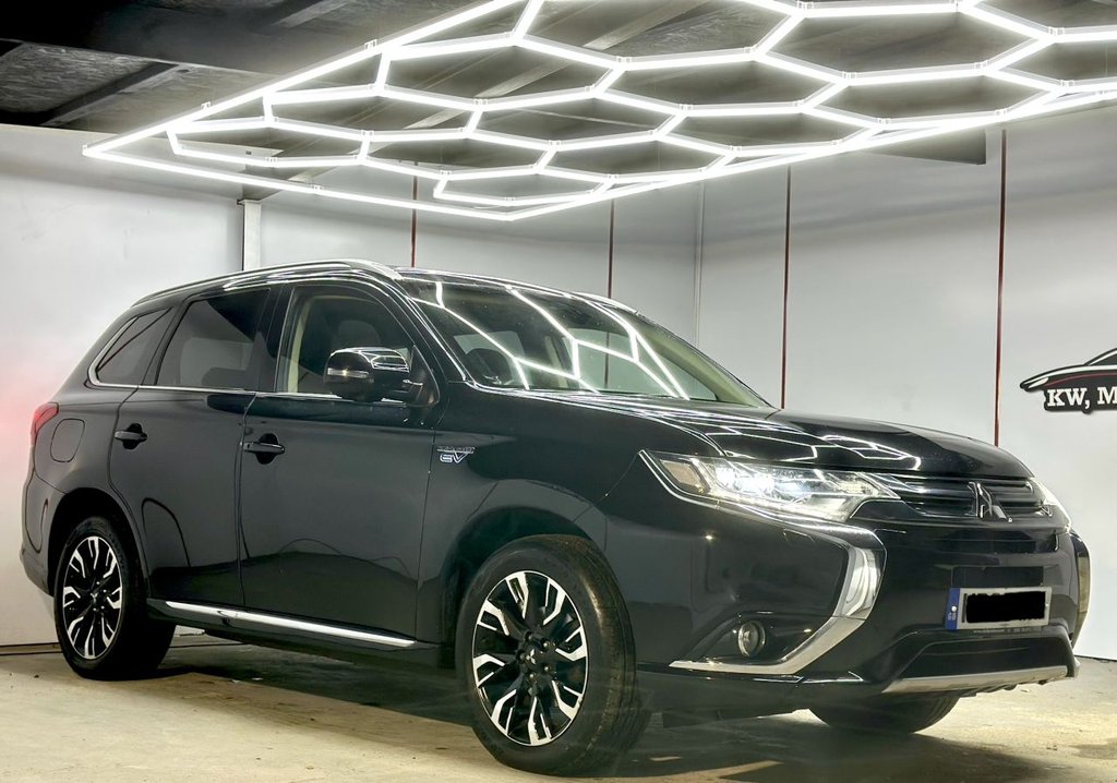 Used Mitsubishi Outlander 2015 for sale - 76642859: Photo 1