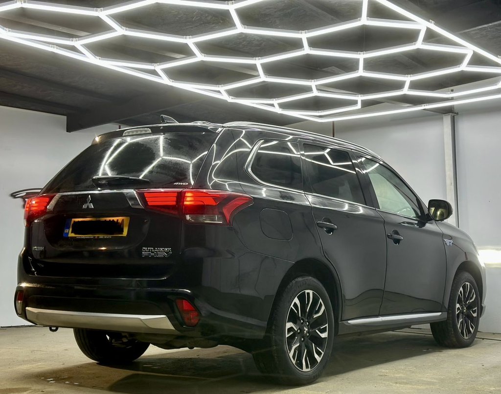 Used Mitsubishi Outlander 2015 for sale - 76642859: Photo 12