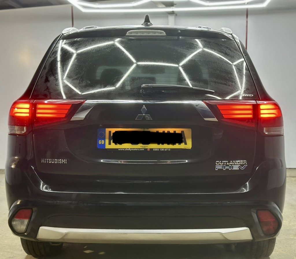 Used Mitsubishi Outlander 2015 for sale - 76642859: Photo 13