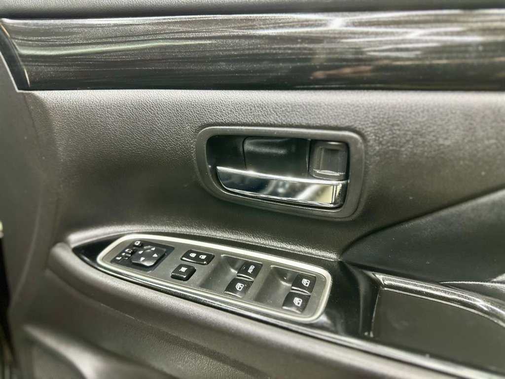 Used Mitsubishi Outlander 2015 for sale - 76642859: Photo 20