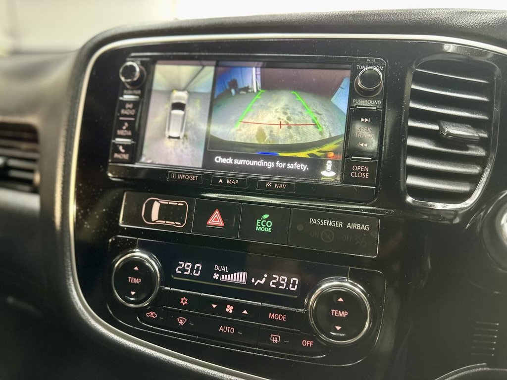 Used Mitsubishi Outlander 2015 for sale - 76642859: Photo 31