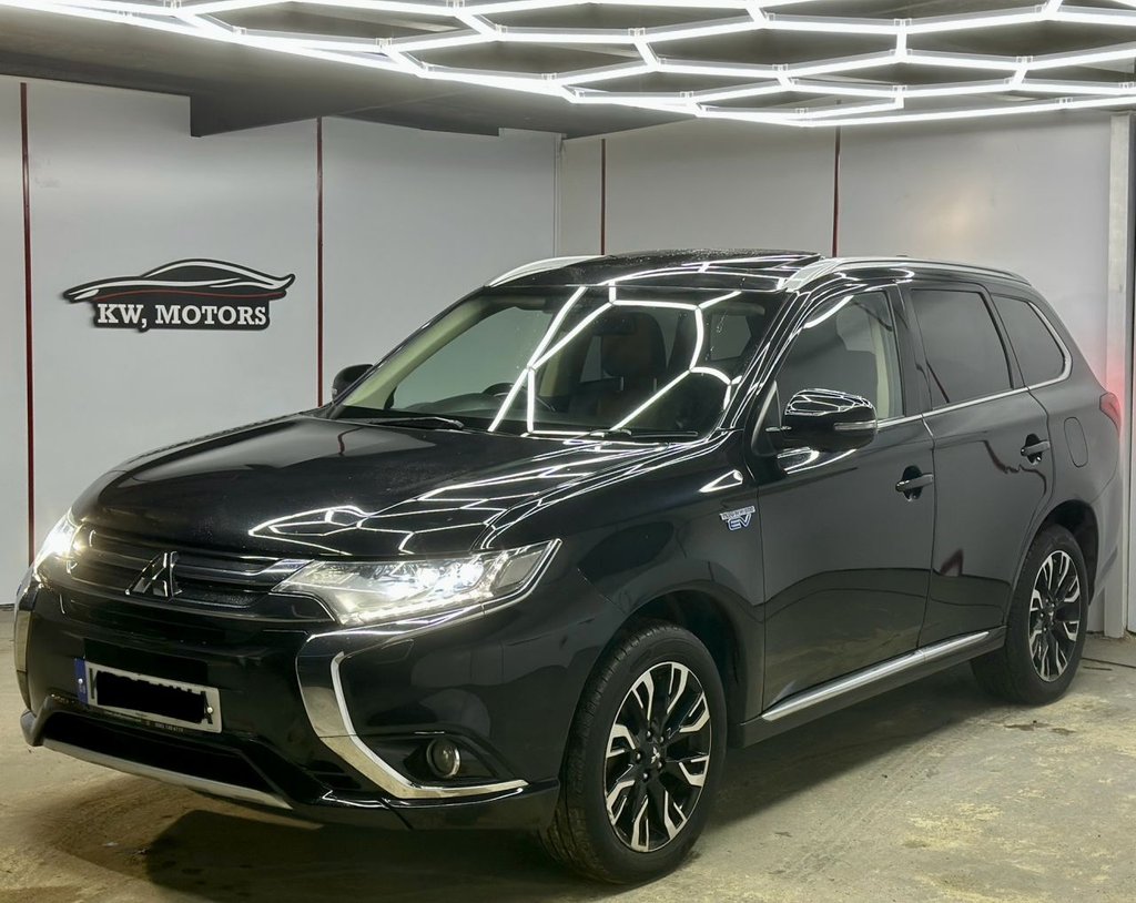 Used Mitsubishi Outlander 2015 for sale - 76642859: Photo 8