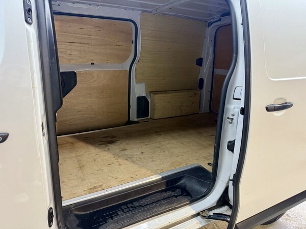 Used Citroen Dispatch 2023 for sale - 76081049: Photo 37