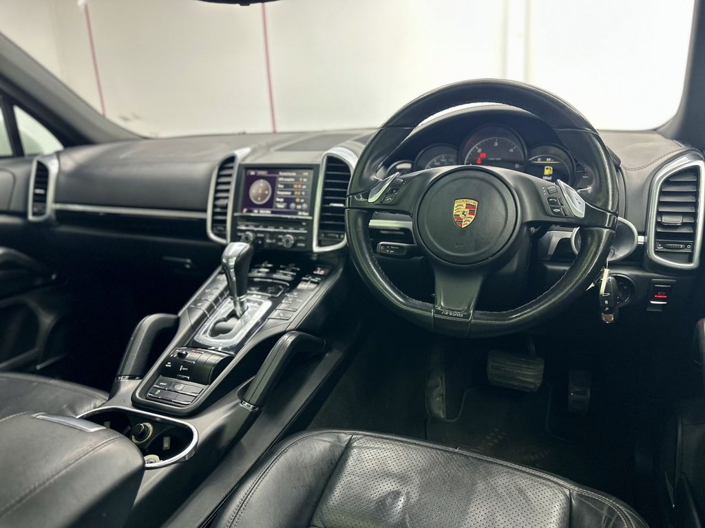 Used Porsche Cayenne 2014 for sale - 76173195: Photo 19