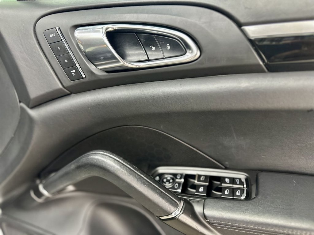 Used Porsche Cayenne 2014 for sale - 76173195: Photo 26
