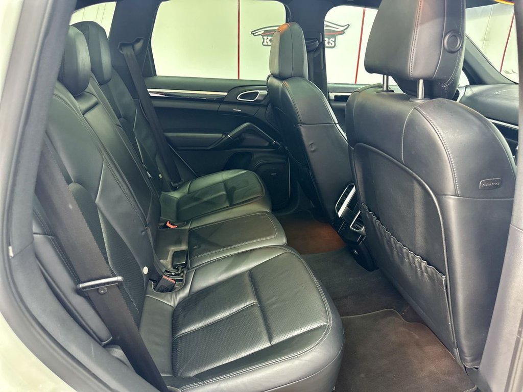 Used Porsche Cayenne 2014 for sale - 76173195: Photo 37