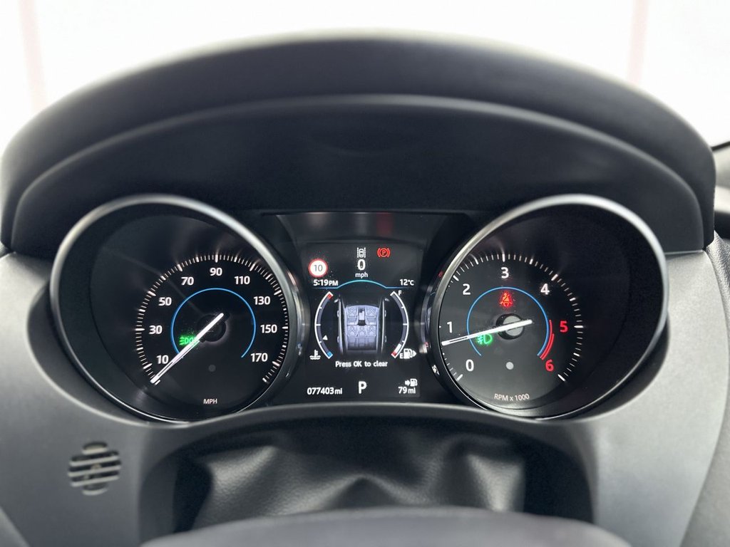 Used Jaguar F-Pace 2017 for sale - 77437342: Photo 32