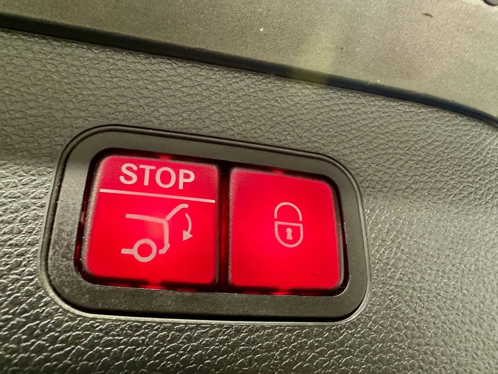 Used Mercedes-Benz C Class 2018 for sale - 77356212: Photo 42