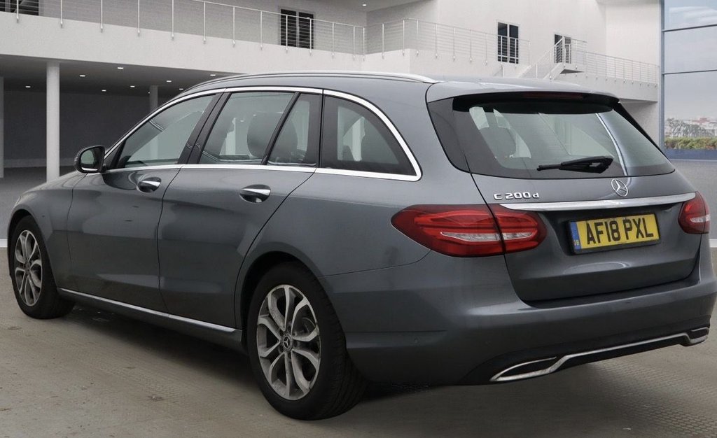 Used Mercedes-Benz C Class 2018 for sale - 77356212: Photo 5