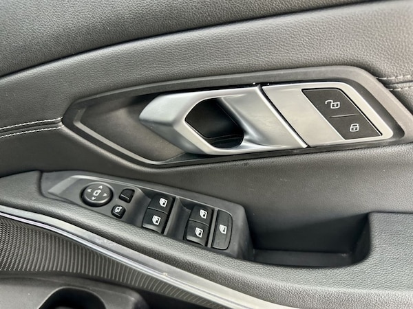 Used BMW 3 Series 2021 for sale - 75020325: Photo 19
