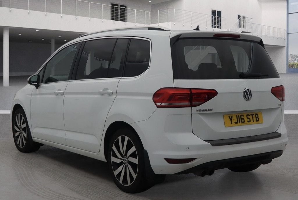 Used Volkswagen Touran 2016 for sale - 77521120: Photo 4