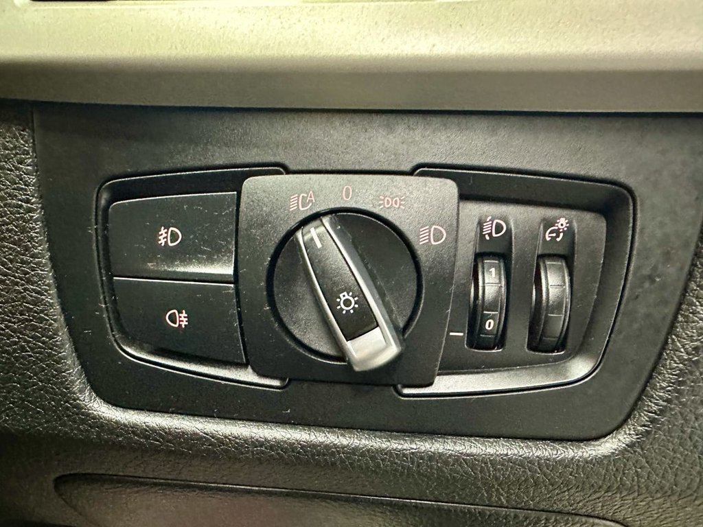 Used BMW 3 Series 2015 for sale - 77558161: Photo 29