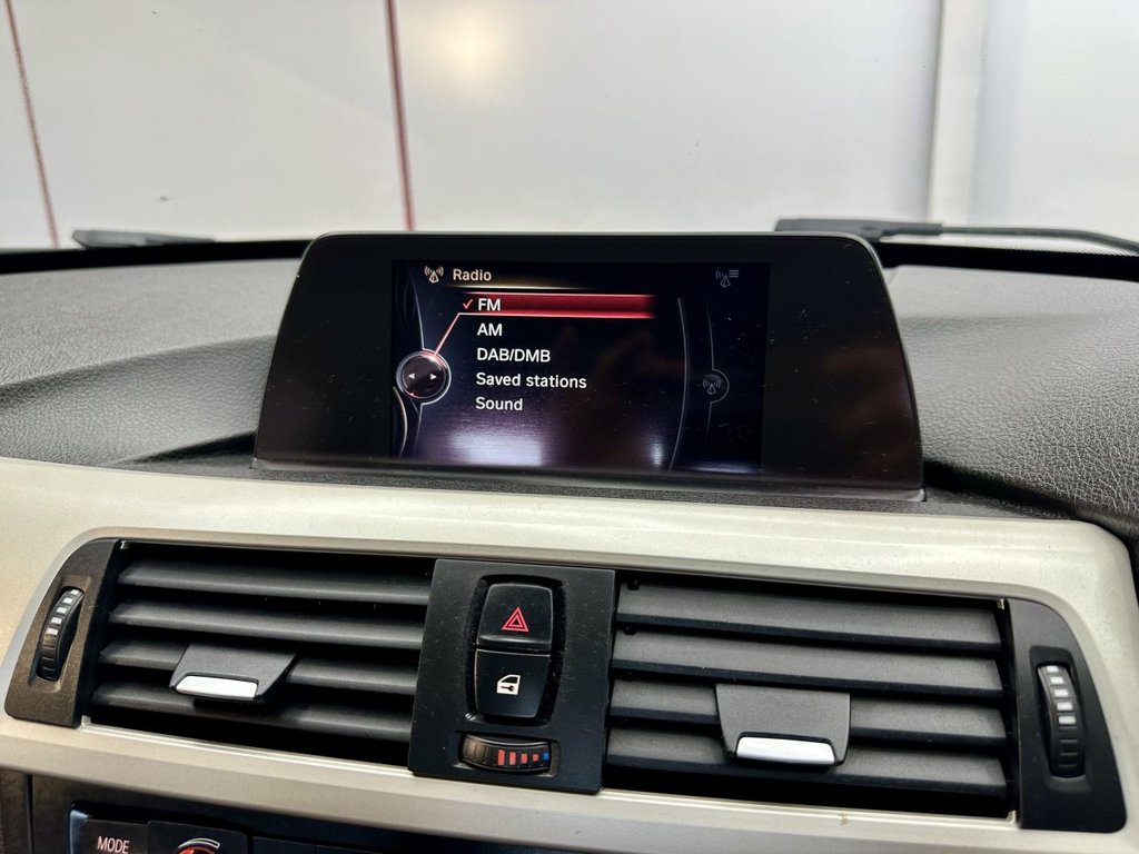 Used BMW 3 Series 2015 for sale - 77558161: Photo 40