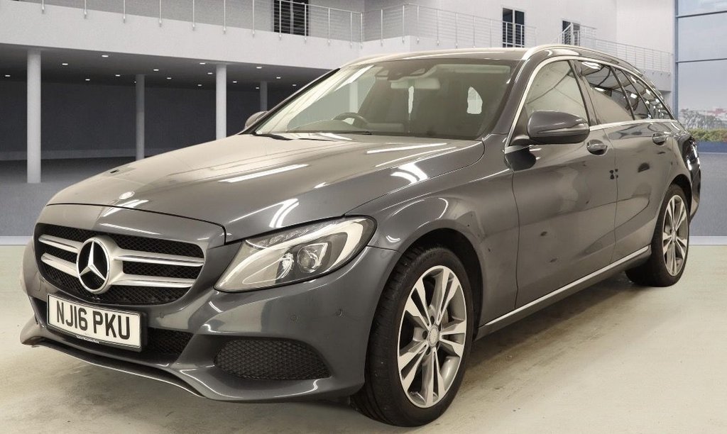 Used Mercedes-Benz C Class 2016 for sale - 77685408: Photo 3
