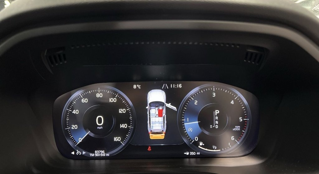 Used Volvo XC60 2020 for sale - 77256162: Photo 8