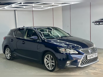 2018 (18) - 1.8 200h Luxury Hatchback 5dr Petrol Hybrid CVT Euro 6 (s/s) (136 ps)
