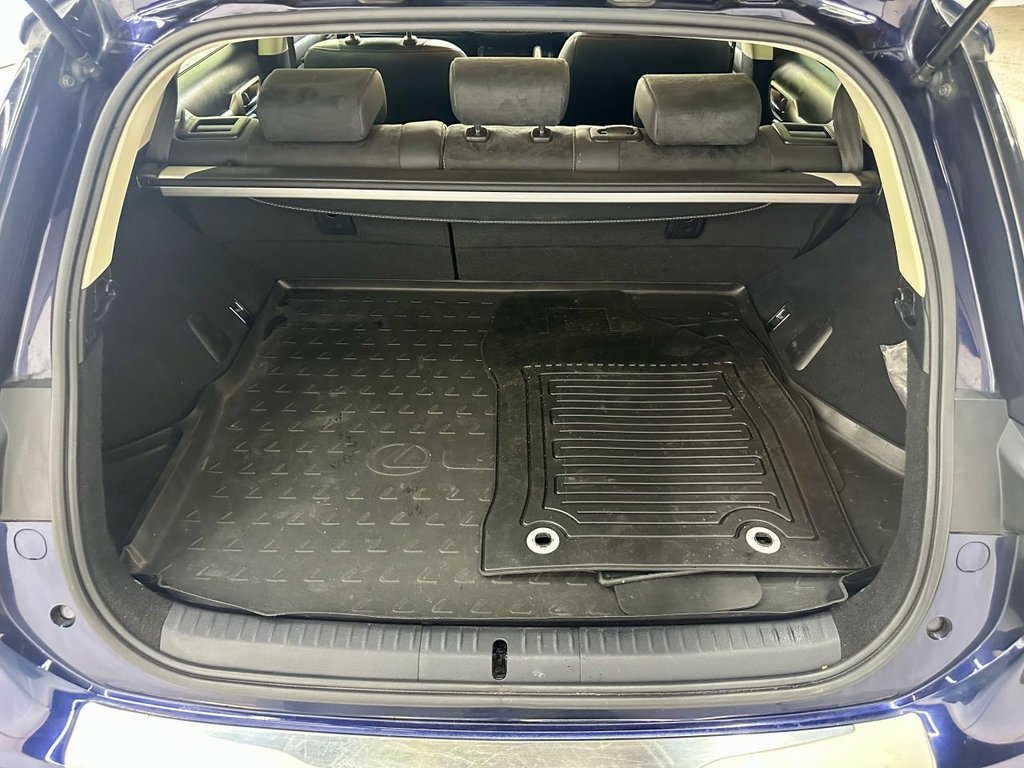 Vehicle 33
