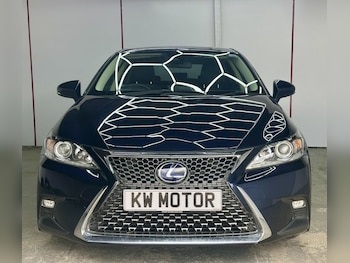 Used Lexus CT 2018 for sale - 75716000: Photo
