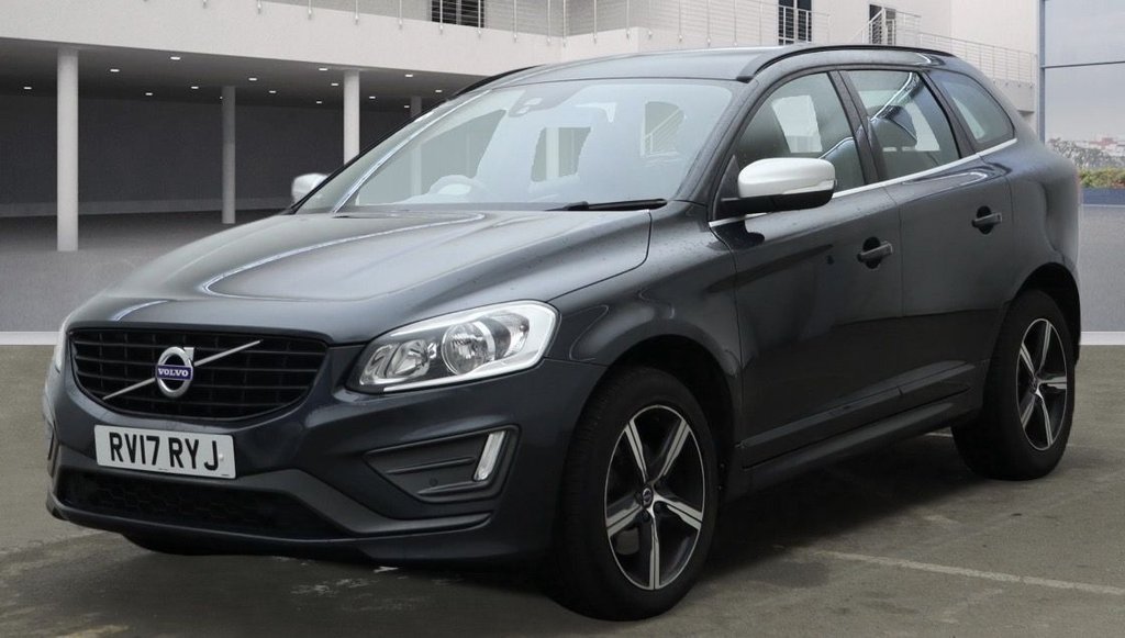 Used Volvo XC60 2017 for sale - 76977474: Photo 3