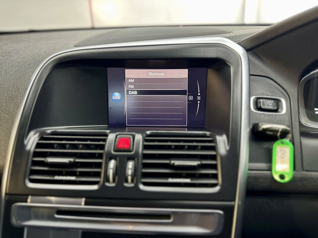 Used Volvo XC60 2017 for sale - 76977474: Photo 34