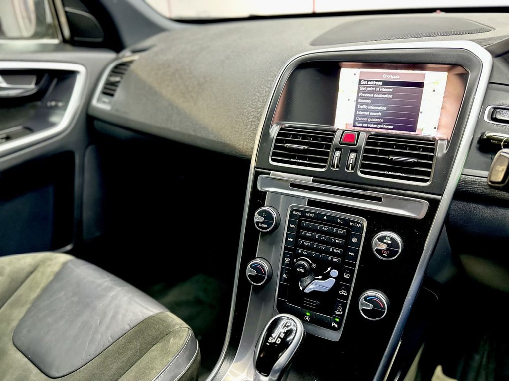 Used Volvo XC60 2017 for sale - 76977474: Photo 36