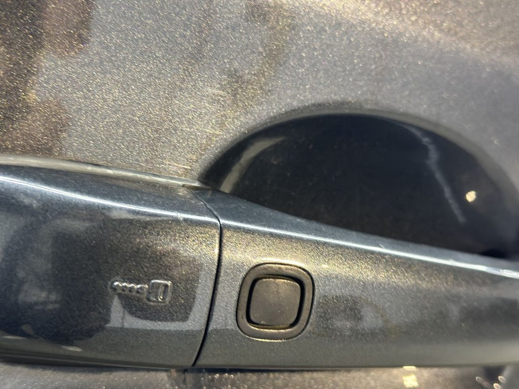 Used Volvo XC60 2017 for sale - 76977474: Photo 37