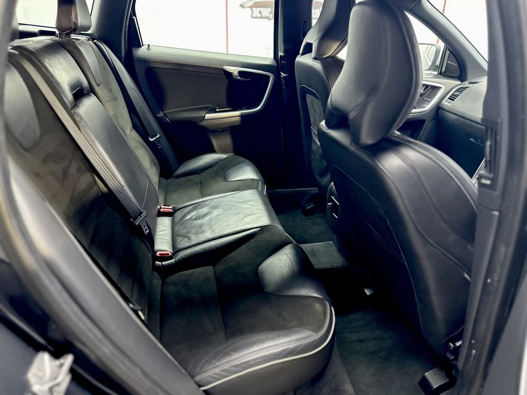 Used Volvo XC60 2017 for sale - 76977474: Photo 41