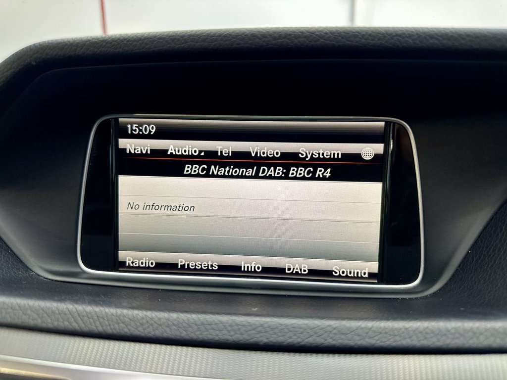 Used Mercedes-Benz E Class 2015 for sale - 77748184: Photo 32