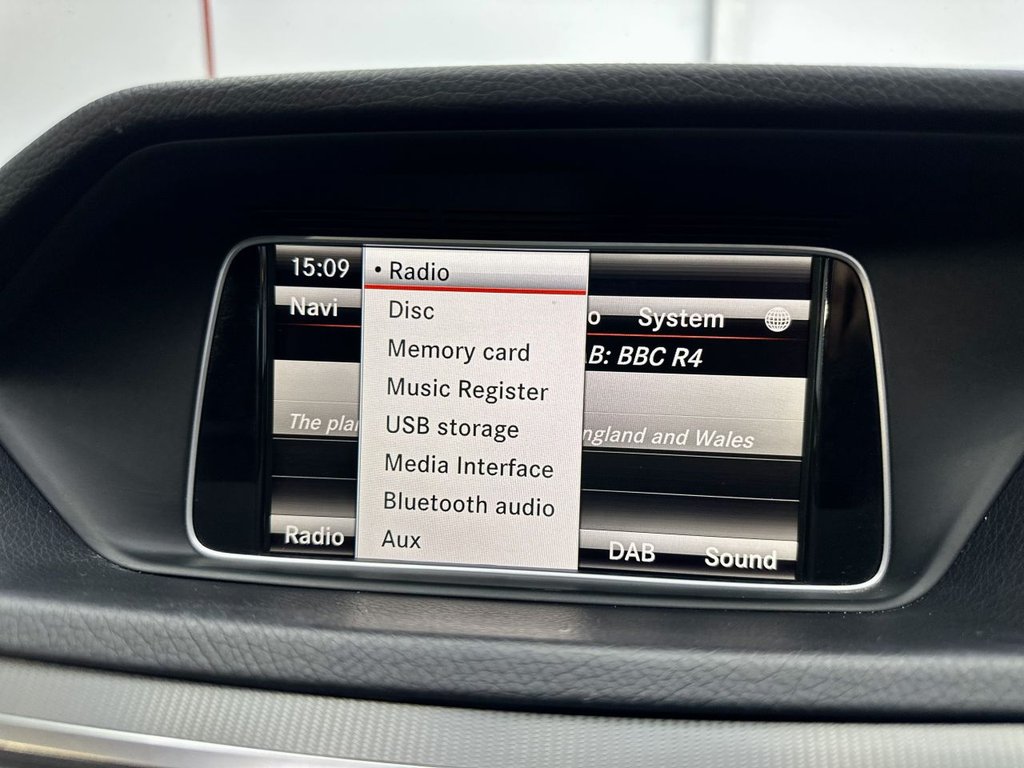 Used Mercedes-Benz E Class 2015 for sale - 77748184: Photo 33