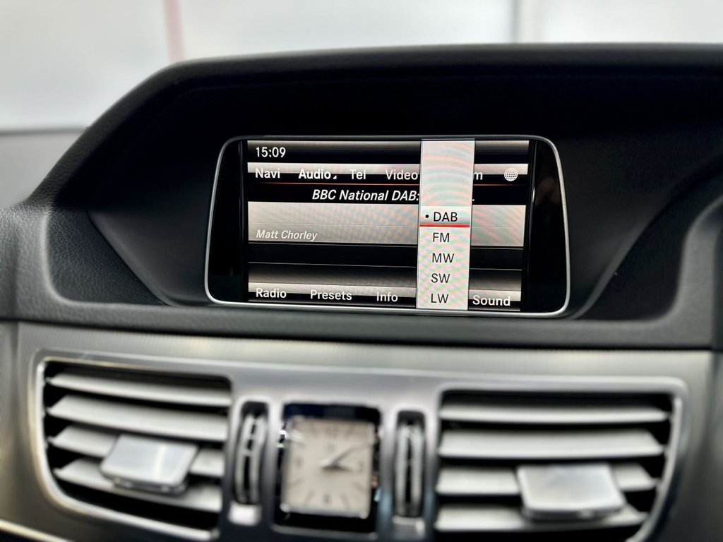 Used Mercedes-Benz E Class 2015 for sale - 77748184: Photo 34