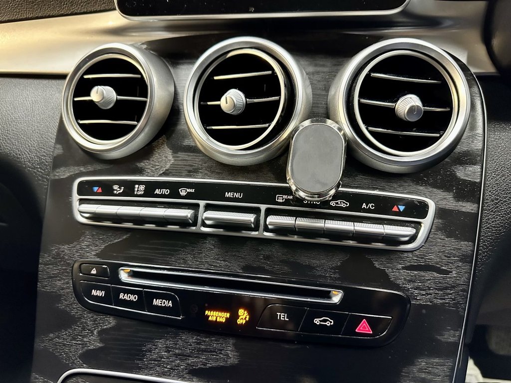 Used Mercedes-Benz GLC 2016 for sale - 77588306: Photo 32