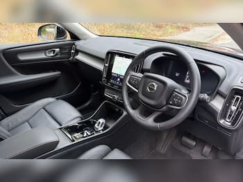 Used Volvo XC40 2025 for sale - 79712773: Photo