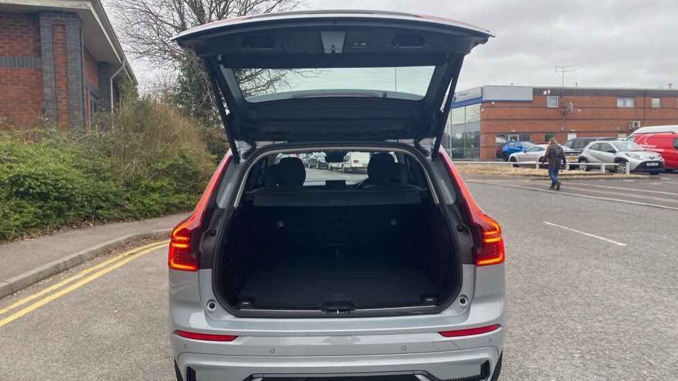 Used Volvo XC60 2025 for sale - 78137053: Photo 13