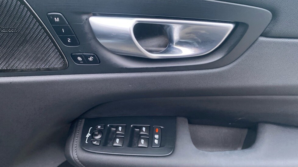 Used Volvo XC60 2025 for sale - 78137053: Photo 26