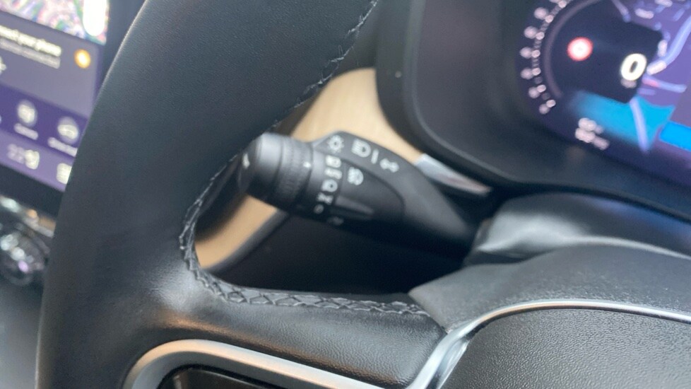 Used Volvo XC60 2025 for sale - 78137053: Photo 32