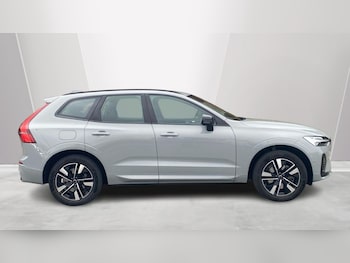 Used Volvo XC60 2025 for sale - 78137053: Photo