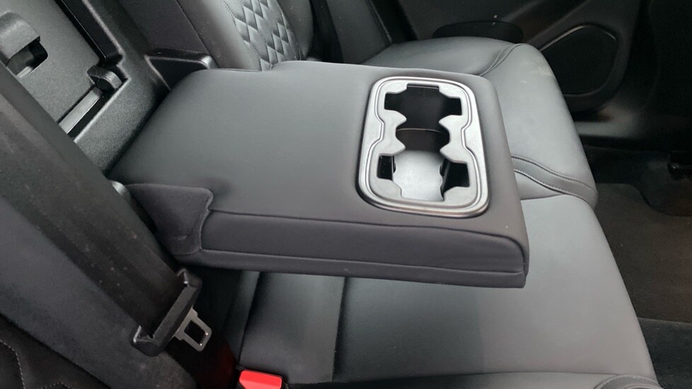 Used Volvo XC60 2025 for sale - 78137053: Photo 40