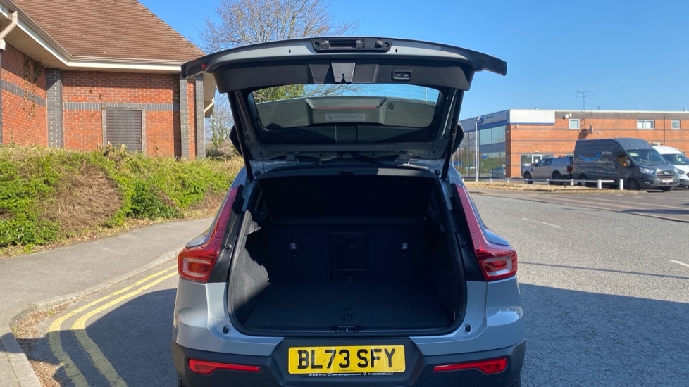 Used Volvo XC40 2023 for sale - 77959889: Photo 13