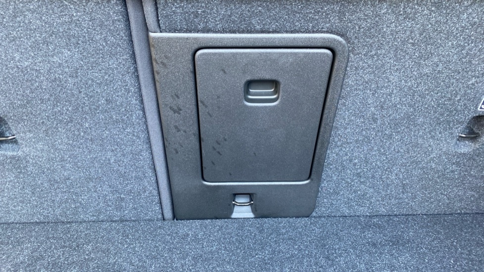 Used Volvo XC40 2023 for sale - 77959889: Photo 16