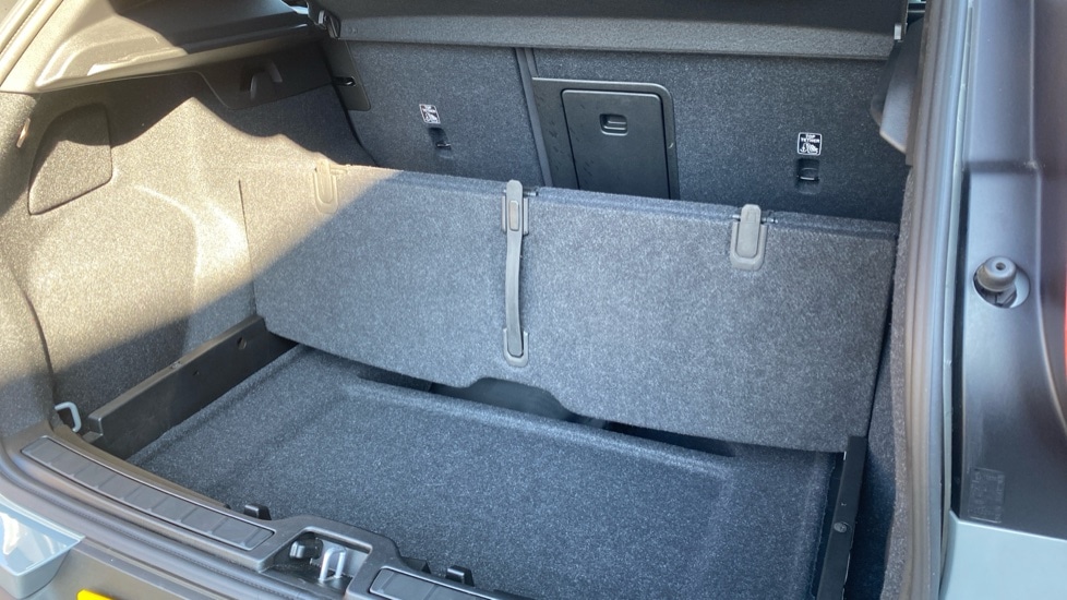 Used Volvo XC40 2023 for sale - 77959889: Photo 17