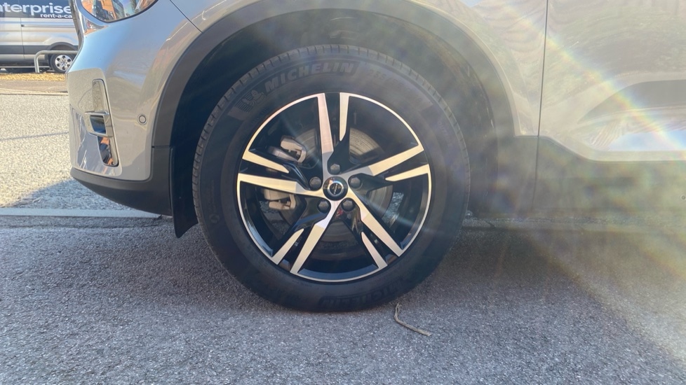 Used Volvo XC40 2023 for sale - 77959889: Photo 25