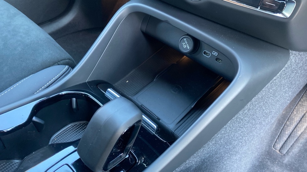 Used Volvo XC40 2023 for sale - 77959889: Photo 35