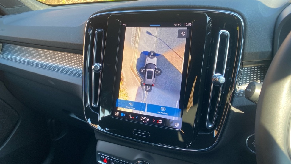 Used Volvo XC40 2023 for sale - 77959889: Photo 40